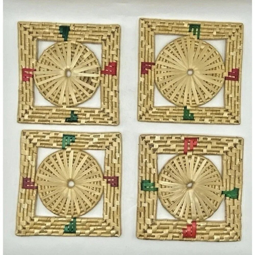 Vintage Hot Pad Trivets Set Of 4 Woven Wicker Straw Rattan Raffia Square 7” X 7”